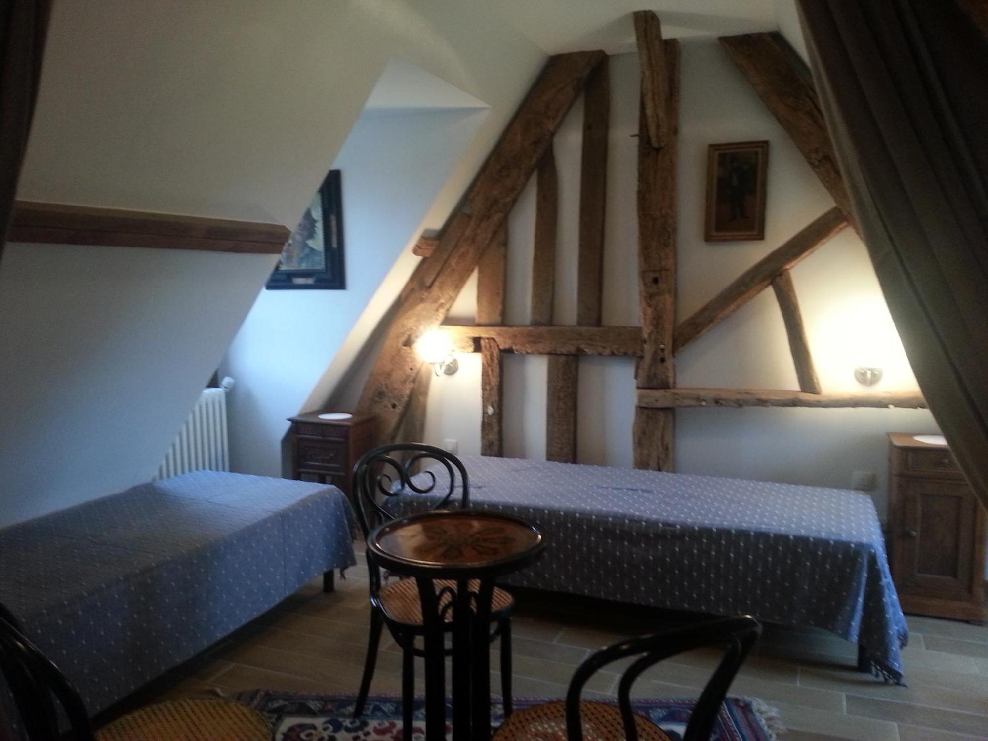 B&B - Le Clos Aux Masques Saint-Pierre-Azif Kamer foto