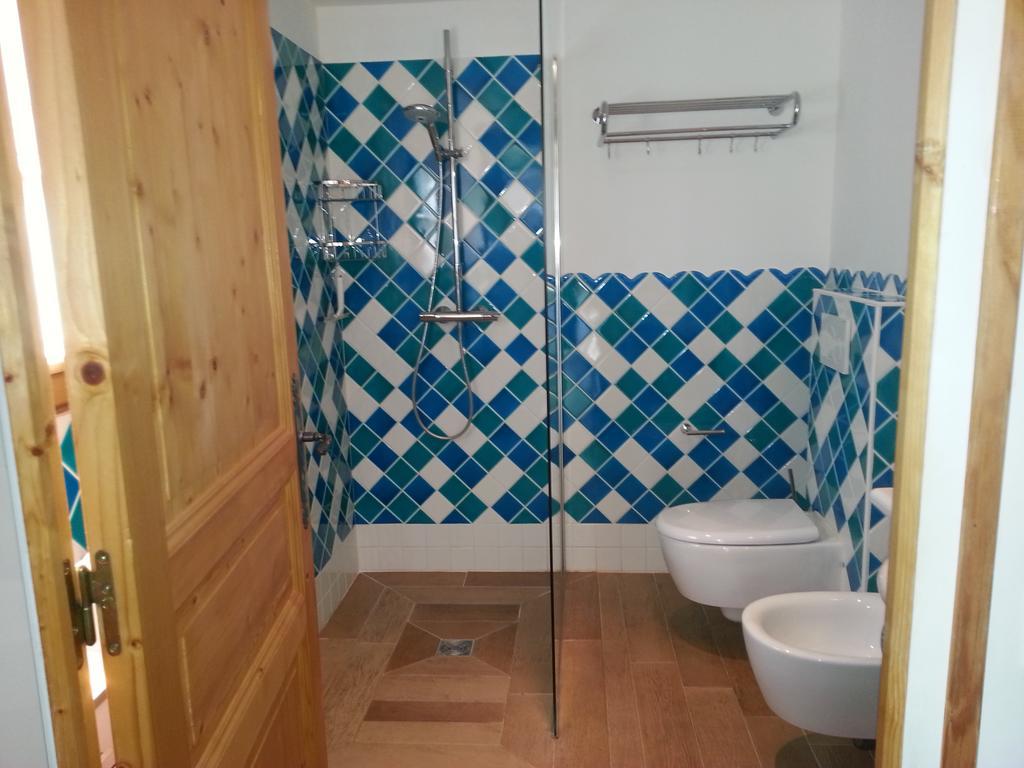 B&B - Le Clos Aux Masques Saint-Pierre-Azif Buitenkant foto