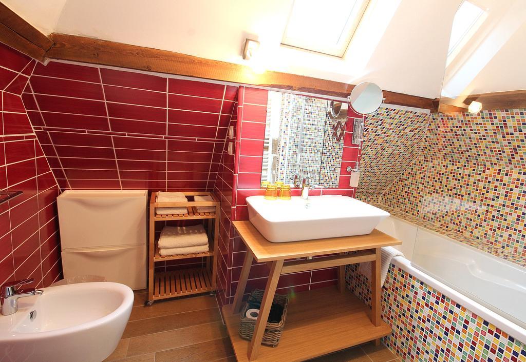 B&B - Le Clos Aux Masques Saint-Pierre-Azif Buitenkant foto